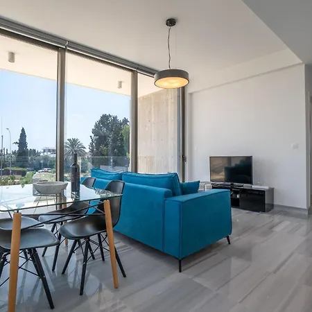 Emerald 101 1 Bed * Paphos